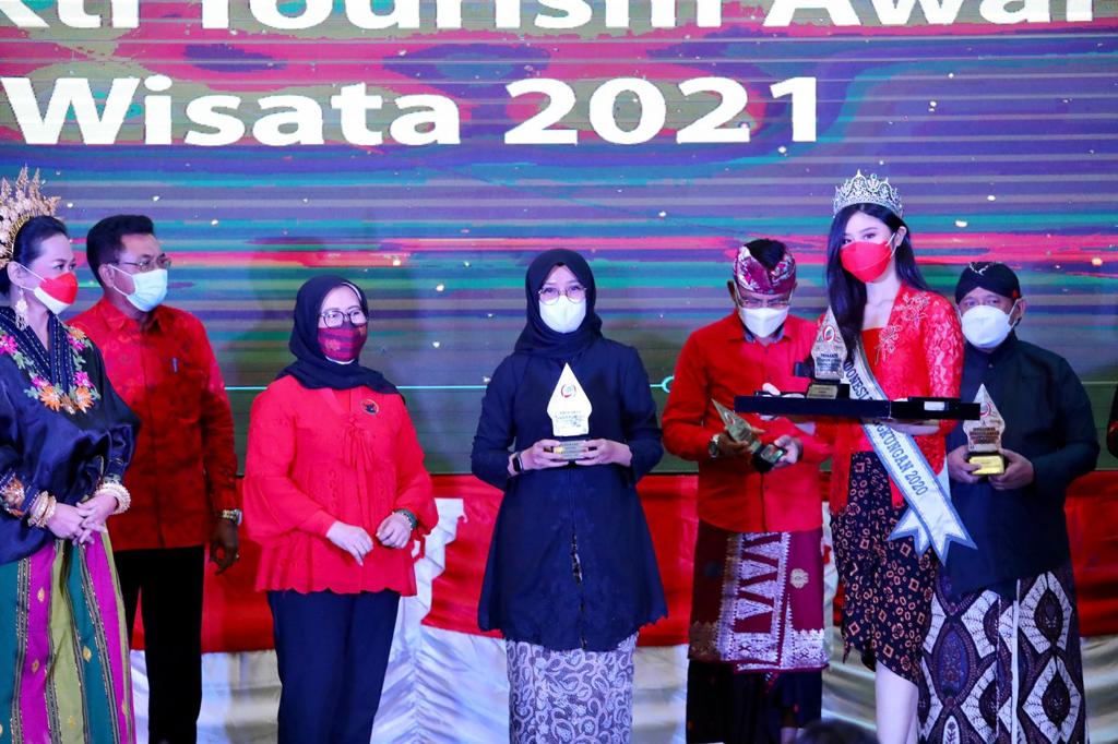 Banyuwangi Raih Trisakti Tourism Award 2021