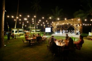 Hadiri “Staycation Seru”, Bupati Banyuwangi: Hibur Wisatawan Sekaligus Berdayakan Seniman