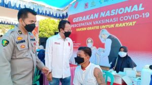 Gotong Royong Bersama, Bupati Ipuk Apresiasi Vaksinasi Projo Banyuwangi