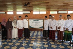 PBNU Berikan Penghargaan pada Penggubah Selawat Badar di Banyuwangi