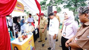 Ratusan Warga Antusias Datang di Gerakan Pangan Murah Serentak Nasional di Banyuwangi
