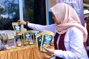 Melihat Produksi Gula Semut Organik di Kaki Gunung Ijen Banyuwangi, yang Digemari Kalangan Menengah ke Atas