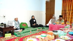 Bupati Ipuk Fiestiandani Silaturahmi Kiai Sepuh