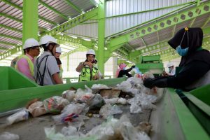 Sudah Bersertifikat Internasional, TPS Muncar Banyuwangi Tiap Bulan Ekspor Plastik Daur Ulang ke Berbagai Negara