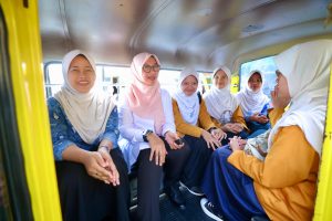 Angkutan Pelajar Gratis Banyuwangi, Lindungi Anak Sekolah Berdayakan Sopir Angkot