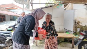 Galang Gerakan Gotong Royong Atasi Kemiskinan dengan Banyuwangi Berbagi
