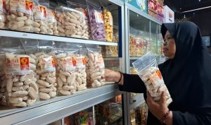 UMKM Kue Kering di Banyuwangi Kebanjiran Pesanan Jelang Lebaran