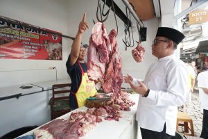 Wabup Banyuwangi Pastikan Harga dan Stok Bahan Pokok Jelang Lebaran Aman