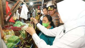 Stok Bahan Pokok di Banyuwangi Aman, Bupati Ipuk Pantau Stabilitas Harga