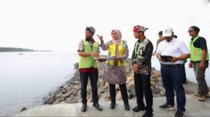 Bupati Ipuk Instruksikan Pihak Terkait Fasilitasi Pemudik dan Wisatawan saat Libur Lebaran
