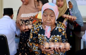 Bikin Peternakan Ayam Petelur: Strategi Desa Watukebo Banyuwangi Atasi Kemiskinan dan Stunting