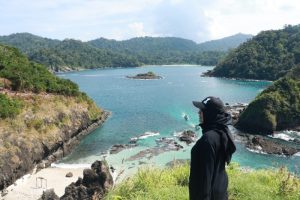 Libur Panjang Waisak, Ribuan Wisatawan Serbu Banyuwangi: Dari Gunung hingga Pulau Eksotis