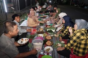Ribuan Orang Hadiri Festival Tumpeng Sewu di Banyuwangi, Rayakan Tradisi dan Kuliner Suku Osing