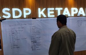 KMP Tunu Pratama Jaya Tenggelam di Selat Bali, Angkut 65 Orang dan 22 Kendaraan