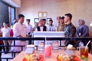 Kulineran di Banyuwangi Bisa Dapat Hadiah Motor hingga Umroh, Ini Syaratnya