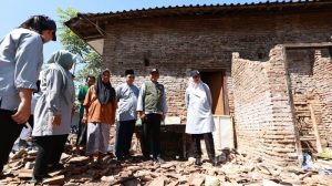 Bupati Banyuwangi Ipuk Siapkan Bantuan Perbaikan Rumah Warga Terdampak Gempa