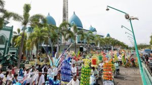 Tradisi Muludan Bumi Blambangan Banyuwangi, Ribuan Telur dan Tausiyah Ustadz Wijayanto