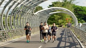 Menko AHY Nikmati Fun Run di Banyuwangi, Ajak Wisatawan Jelajahi Keindahan Alamnya