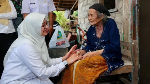 ASN Banyuwangi Berbagi, Salurkan Puluhan Ribu Paket Sembako untuk Warga Miskin