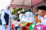 Bupati Ipuk Minta Puskesmas dan Labkesda Rutin Cek Makanan di 60 Pasar Takjil Banyuwangi