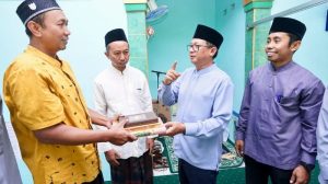 ASN Banyuwangi Khataman Al-Qur’an dan Wakaf Ribuan Mushaf saat Peringatan Nuzulul Quran