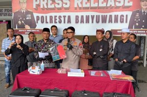 Polresta Banyuwangi Bongkar Dugaan Umrah Bodong, 11 Korban Rugi hingga Rp500 Juta