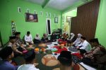 Bupati Ipuk Takziah ke Rumah Duka Khusnan Abadi, Kenang Sosok Politisi Pejuang Banyuwangi