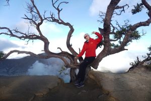 Raline Shah Terpesona Kawah Ijen dan Budaya Banyuwangi saat Liburan di Banyuwangi