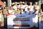 Kapolresta Banyuwangi Sambangi Umat Hindu Saat Galungan dan Kuningan, Perkuat Toleransi