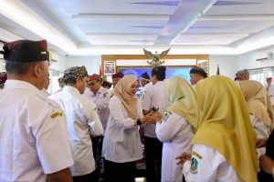 Bupati Ipuk Rotasi 42 Kepala SMP, Tekankan Penanganan Anak Putus Sekolah di Banyuwangi