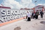 Khofifah Undang Siswi Sekolah Rakyat Banyuwangi Tampil di Grahadi
