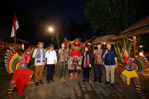 Menpar Widiyanti Sebut Banyuwangi Contoh Sukses Pengembangan Pariwisata Daerah di Indonesia