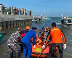 SAR Gabungan Temukan Satu Korban Perahu Terbalik di Grajagan Banyuwangi, Satu ABK Masih Dicari