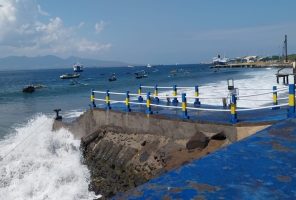 BMKG Prediksi Gelombang Tinggi Selat Bali Berlanjut hingga Agustus 2026, Warga Diminta Waspada