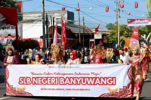 Karnaval Kebangsaan Dalam Rangka HUT RI, Ribuan Pelajar Tampilkan Keragaman Budaya Nusantara