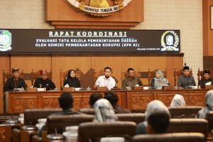 Rakor Evaluasi Tata Kelola Pemerintahan, KPK Apresiasi Gerak Cepat Pemkab BanyuwangiTindak Lanjut Rekomendasi