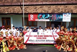HUT ke-81 PMI Banyuwangi Diisi Aksi Sosial, Salurkan 225 Ribu Liter Air Bersih