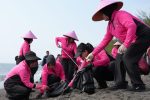 HKGB ke-74 di Pulau Santen Banyuwangi, Bhayangkari Gelar Baksos hingga Tanam Mangrove