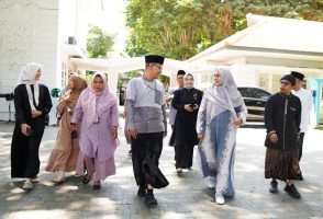 ASN Banyuwangi Berpakaian Ala Santri Sepekan, Pemkab Gelar Beragam Kegiatan Hari Santri