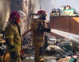 Kebakaran Dapur Rumah di Tukangkayu Banyuwangi, Dua Motor Terbakar dan Rugi Rp50 Juta